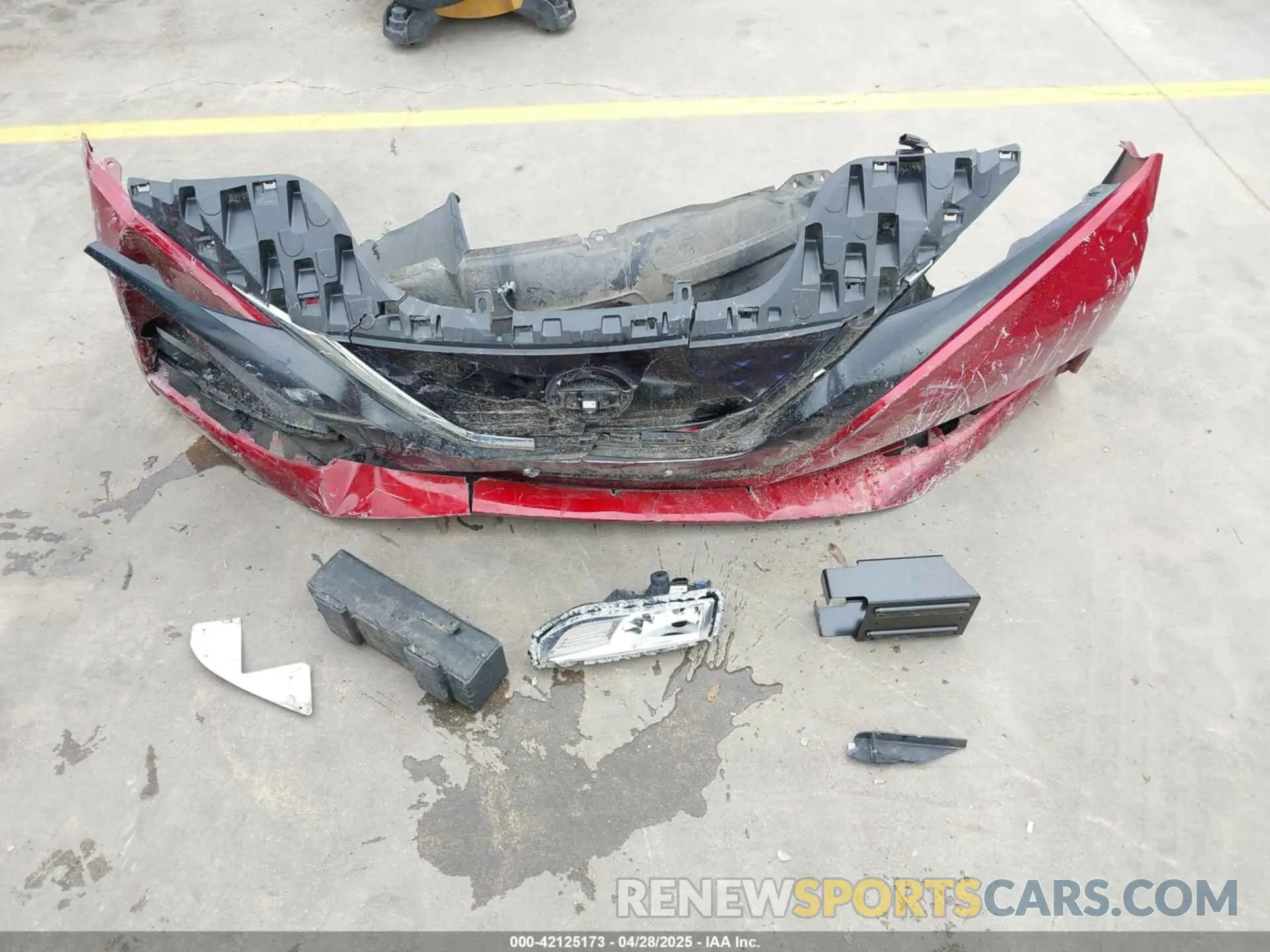 24 Photograph of a damaged car 1N4AZ1CP3KC302625 NISSAN LEAF 2019