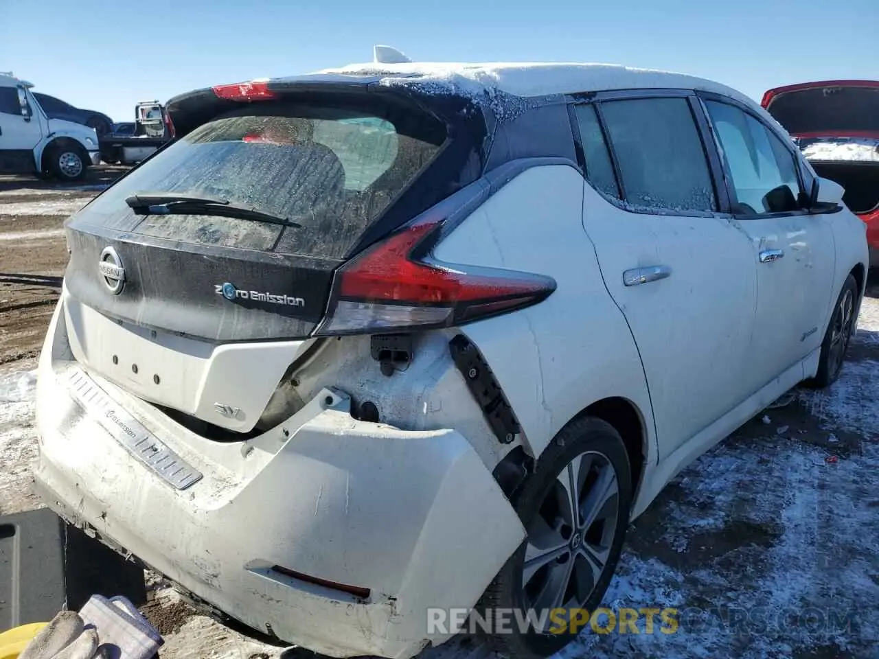3 Photograph of a damaged car 1N4AZ1CP5KC310287 NISSAN LEAF 2019