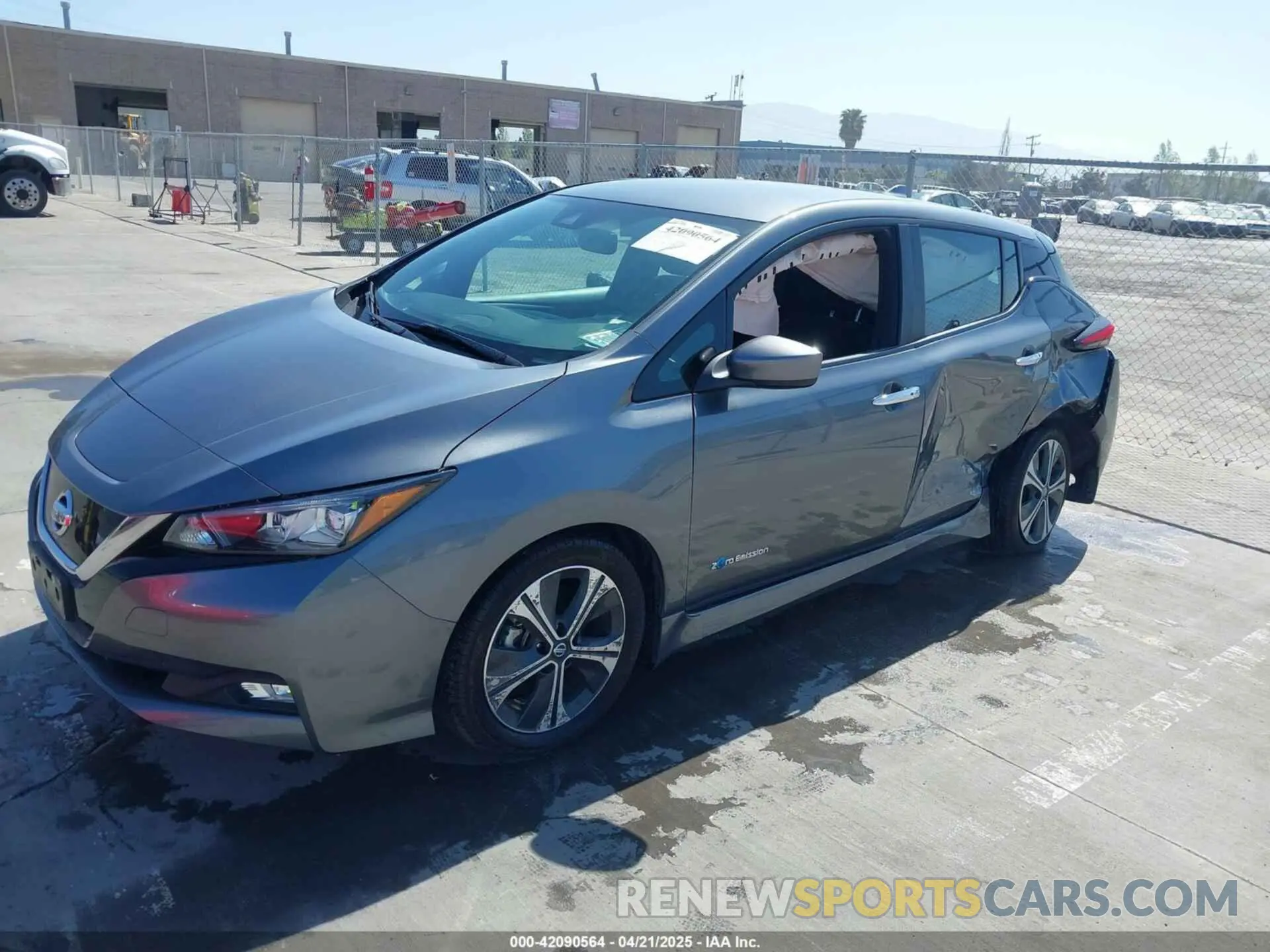 2 Photograph of a damaged car 1N4AZ1CP6KC304997 NISSAN LEAF 2019