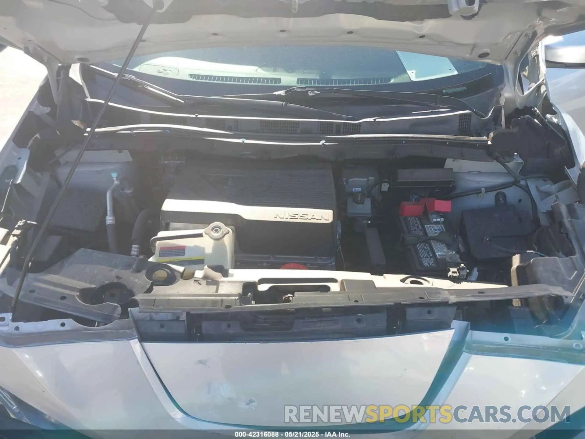 10 Фотография поврежденного автомобиля 1N4AZ1CP7KC307715 NISSAN LEAF 2019