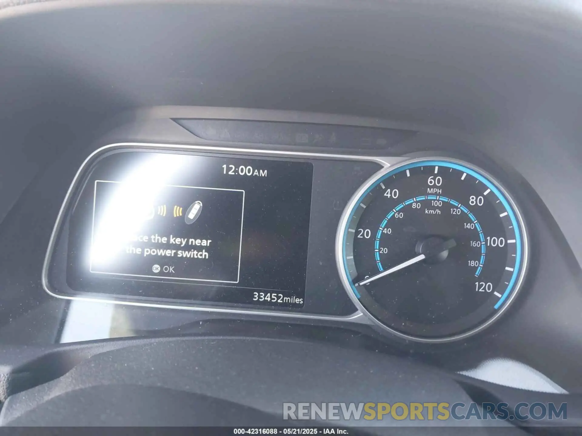 7 Фотография поврежденного автомобиля 1N4AZ1CP7KC307715 NISSAN LEAF 2019