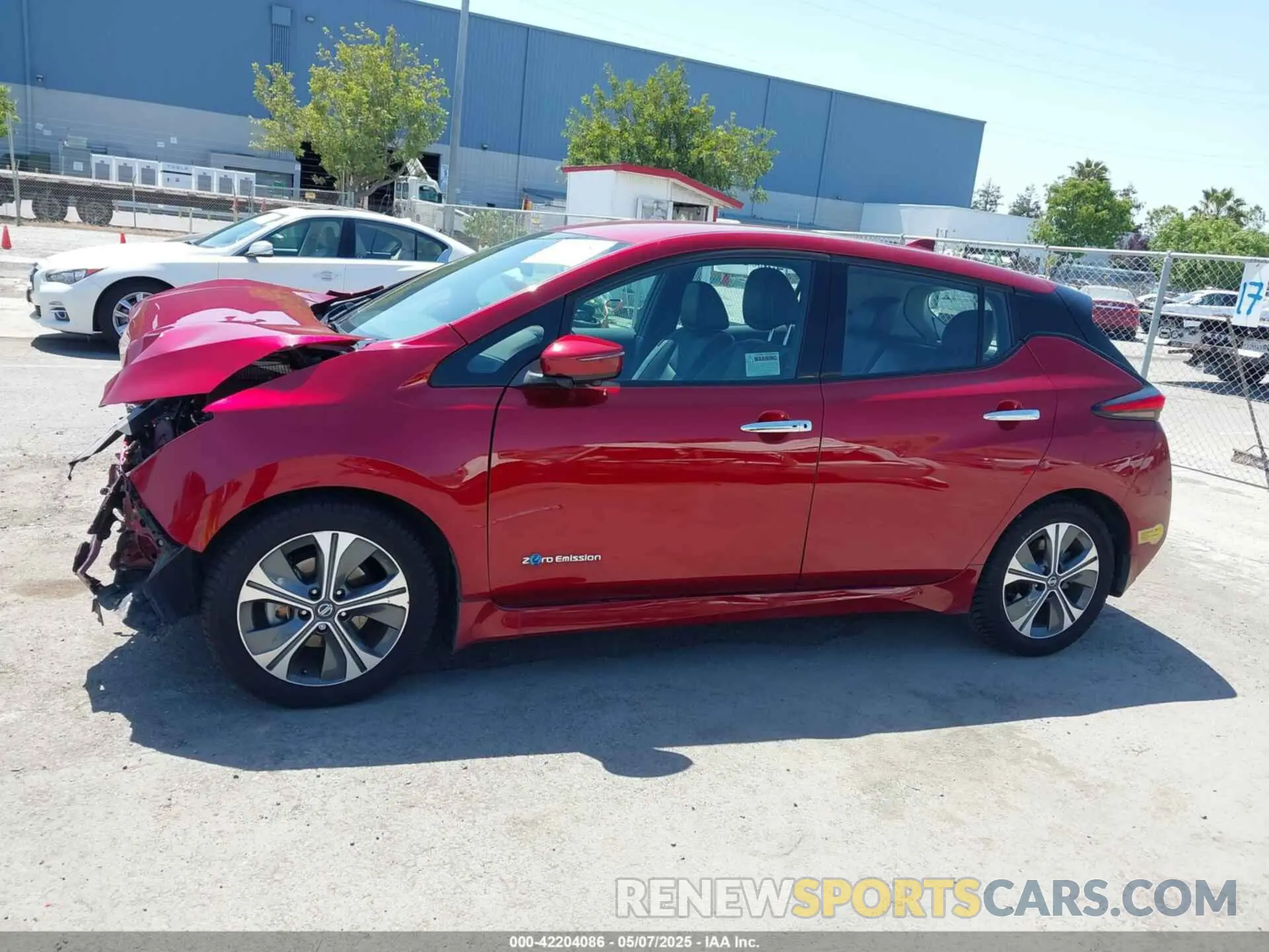 14 Photograph of a damaged car 1N4AZ1CP9KC303424 NISSAN LEAF 2019