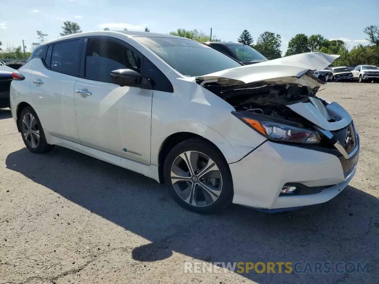 4 Photograph of a damaged car 1N4BZ1CP1KC313627 NISSAN LEAF 2019