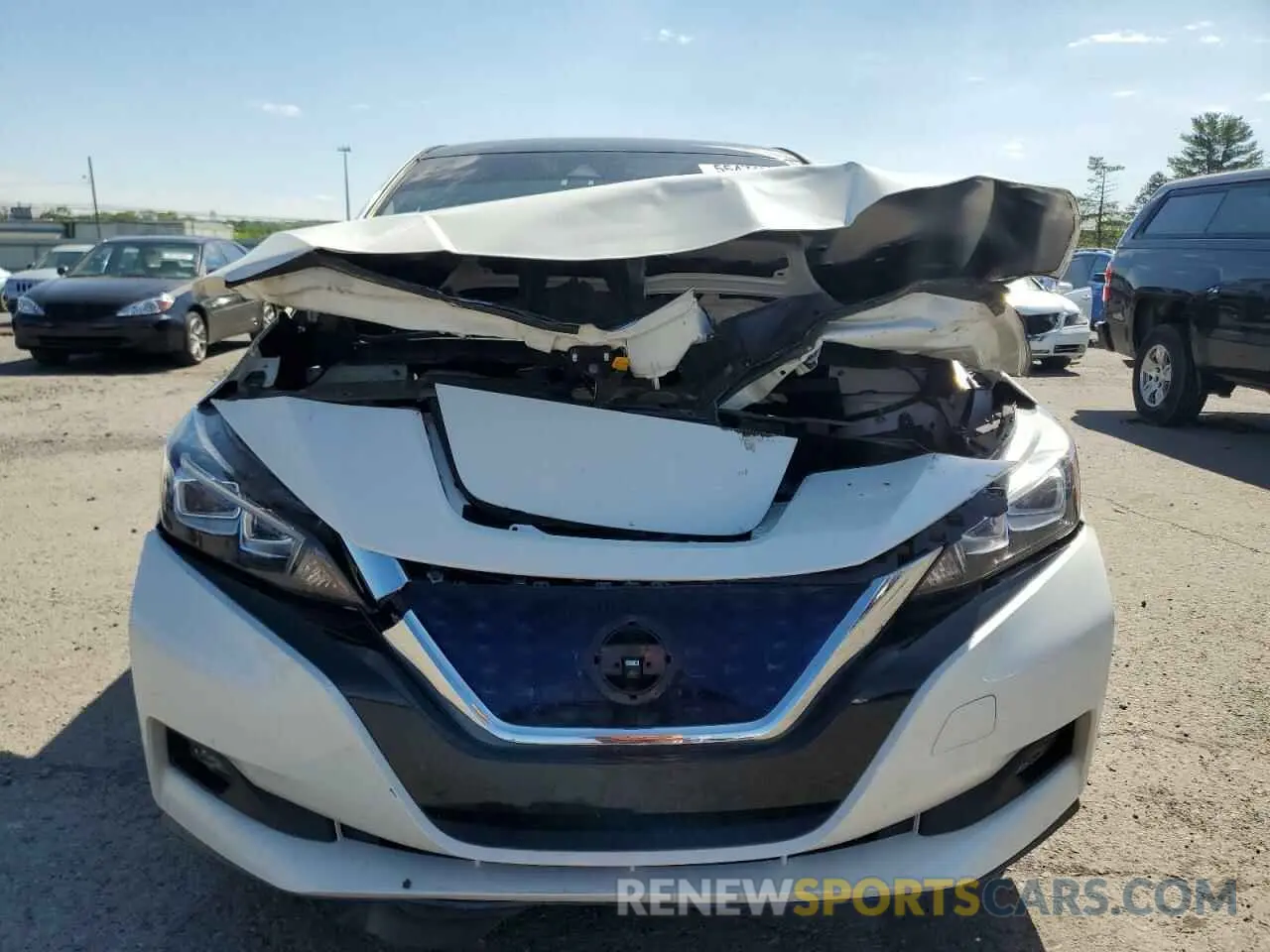 5 Photograph of a damaged car 1N4BZ1CP1KC313627 NISSAN LEAF 2019