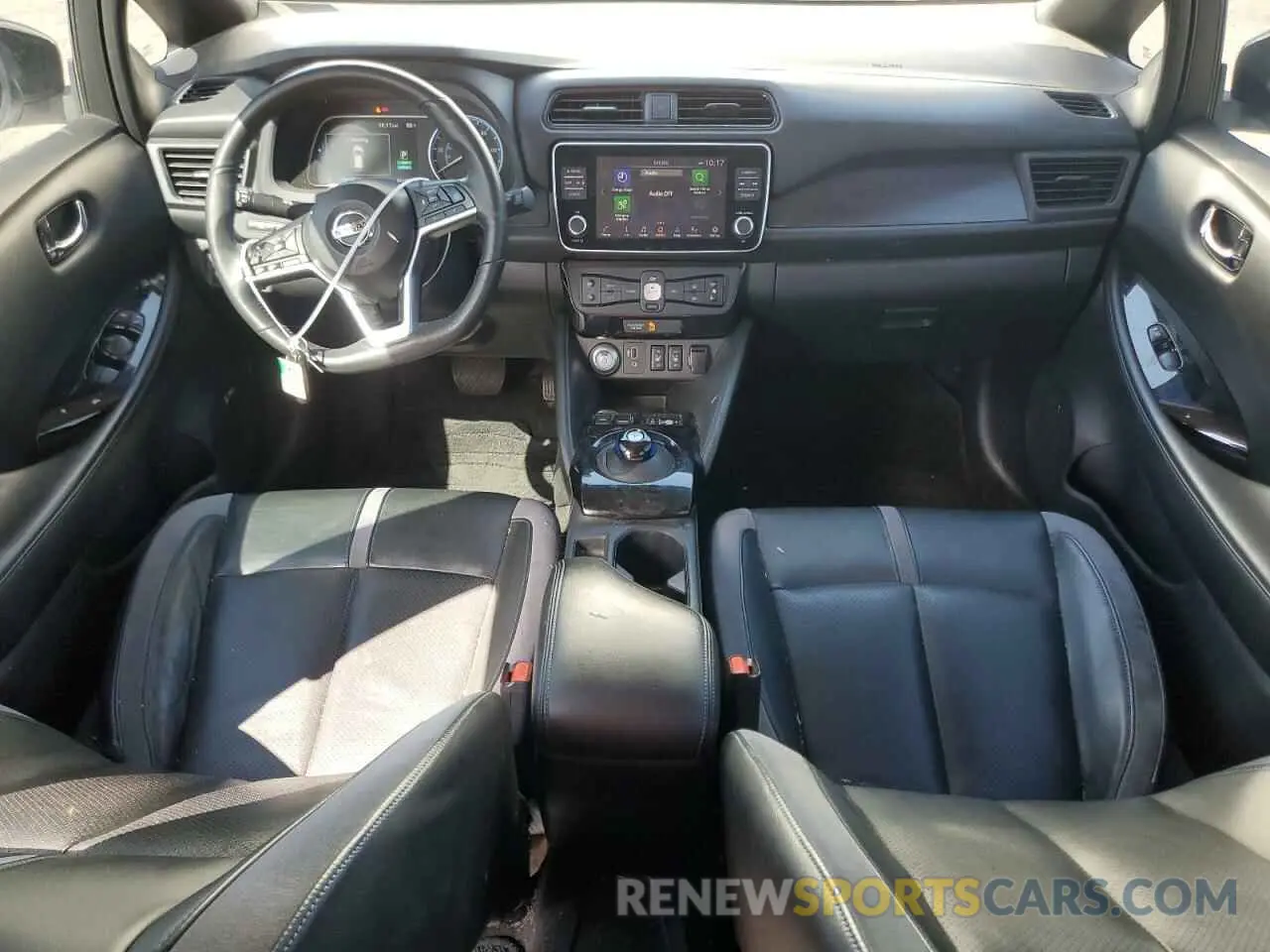 8 Photograph of a damaged car 1N4BZ1CP1KC313627 NISSAN LEAF 2019