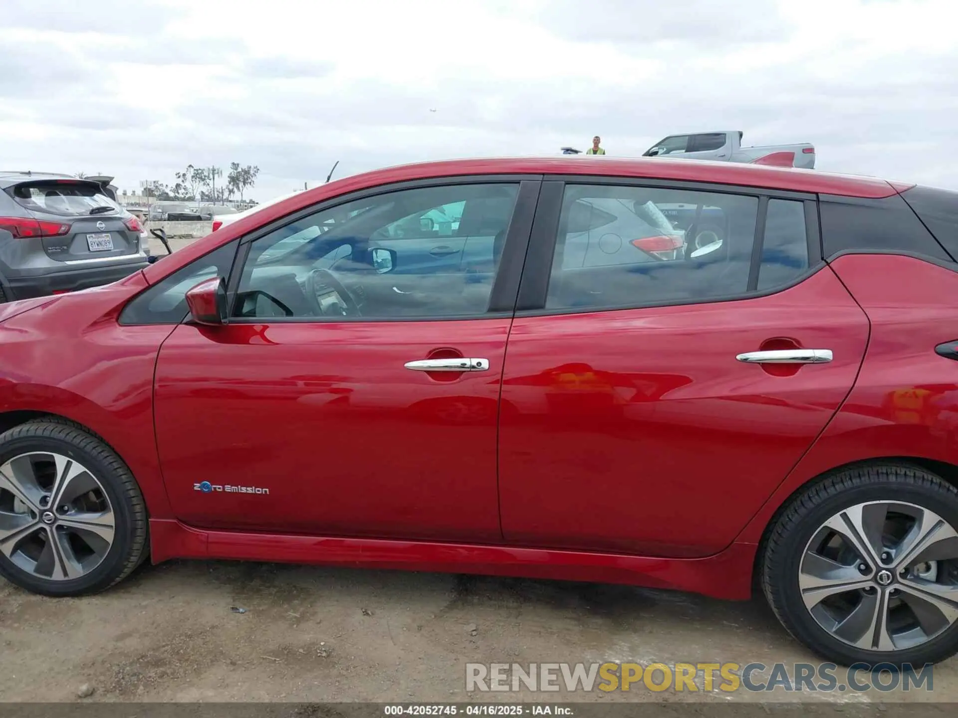 15 Photograph of a damaged car 1N4BZ1CP9KC311818 NISSAN LEAF 2019