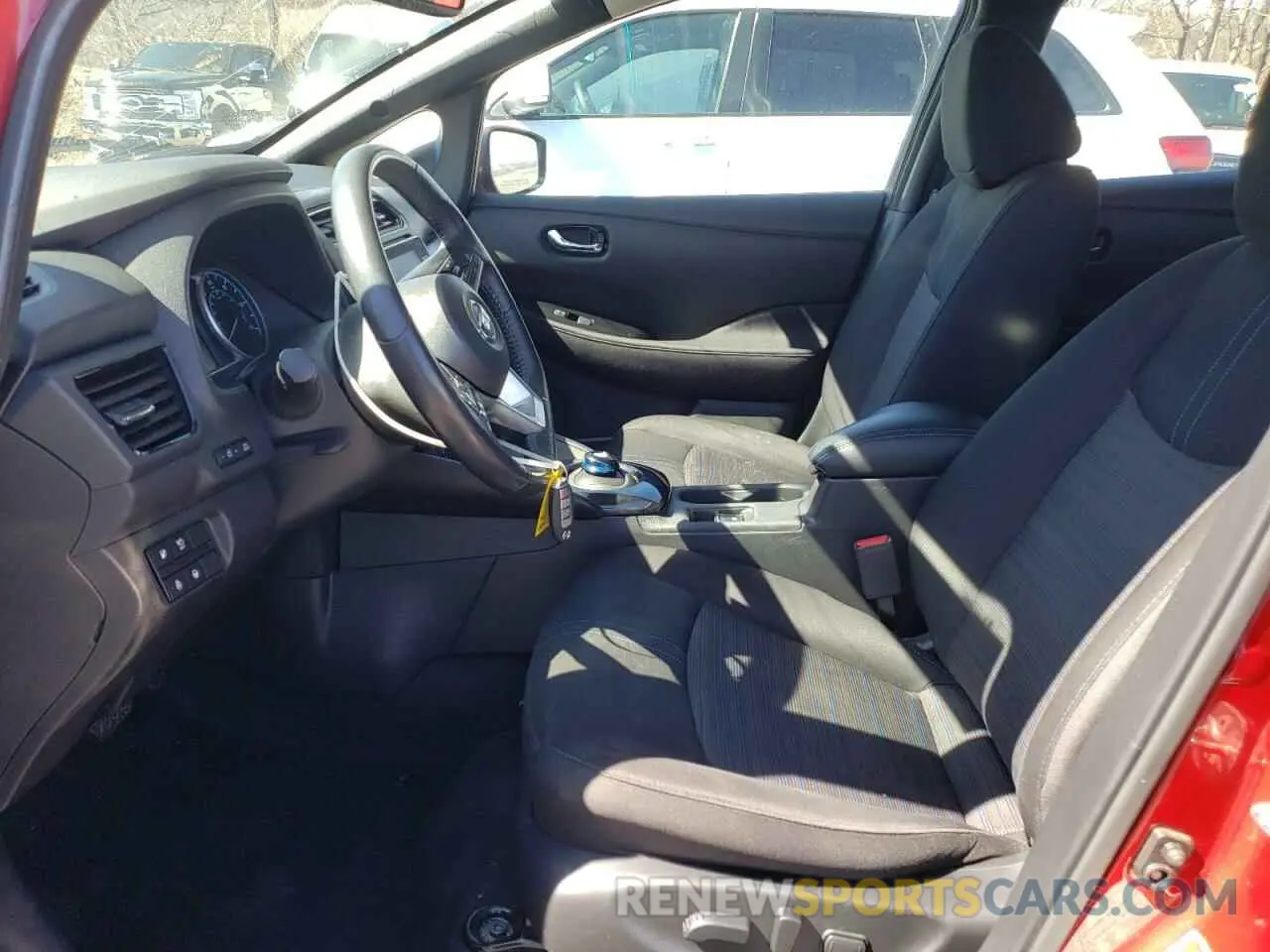 7 Фотография поврежденного автомобиля 1N4AZ1CP8LC304615 NISSAN LEAF 2020