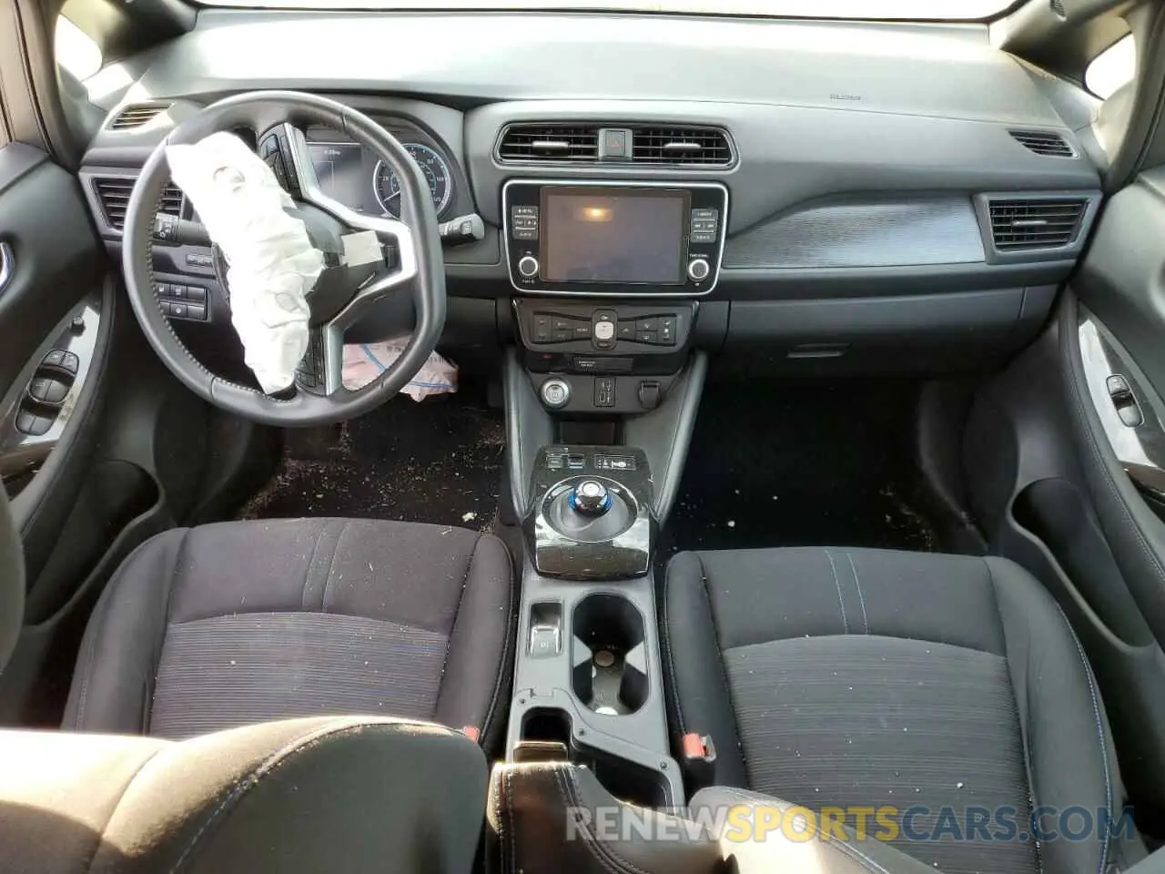8 Photograph of a damaged car 1N4AZ1CPXLC311484 NISSAN LEAF 2020