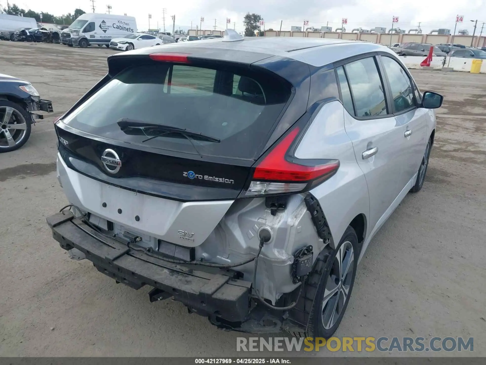 4 Photograph of a damaged car 1N4BZ1CP2LC311483 NISSAN LEAF 2020