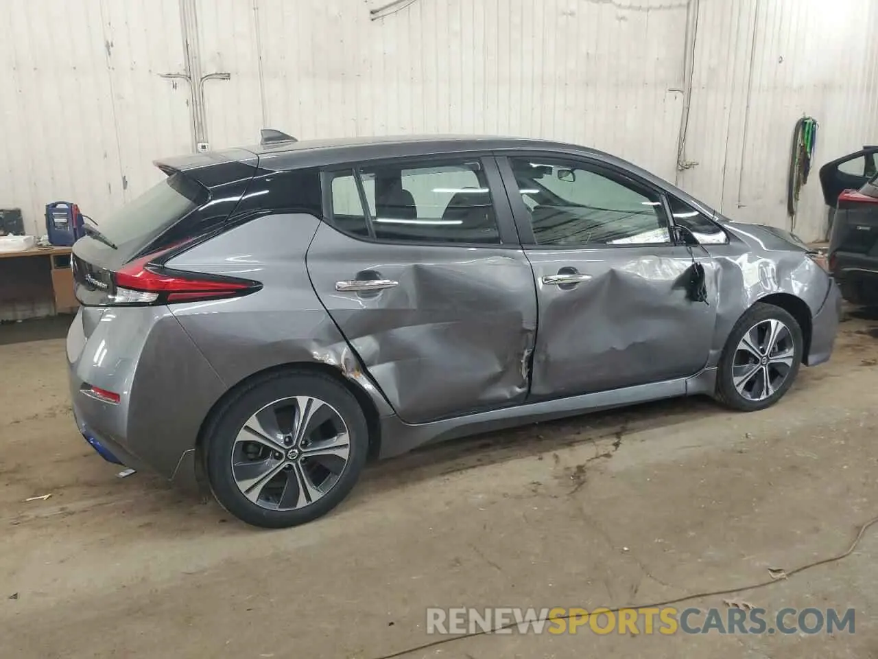 3 Photograph of a damaged car 1N4BZ1CP7LC311088 NISSAN LEAF 2020