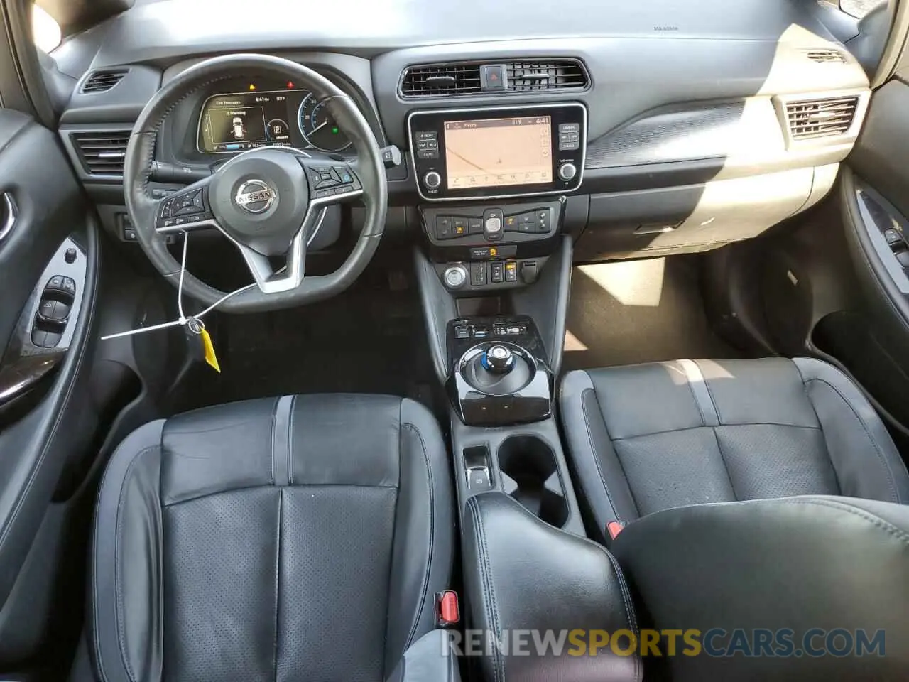 8 Photograph of a damaged car 1N4BZ1DP1LC304135 NISSAN LEAF 2020
