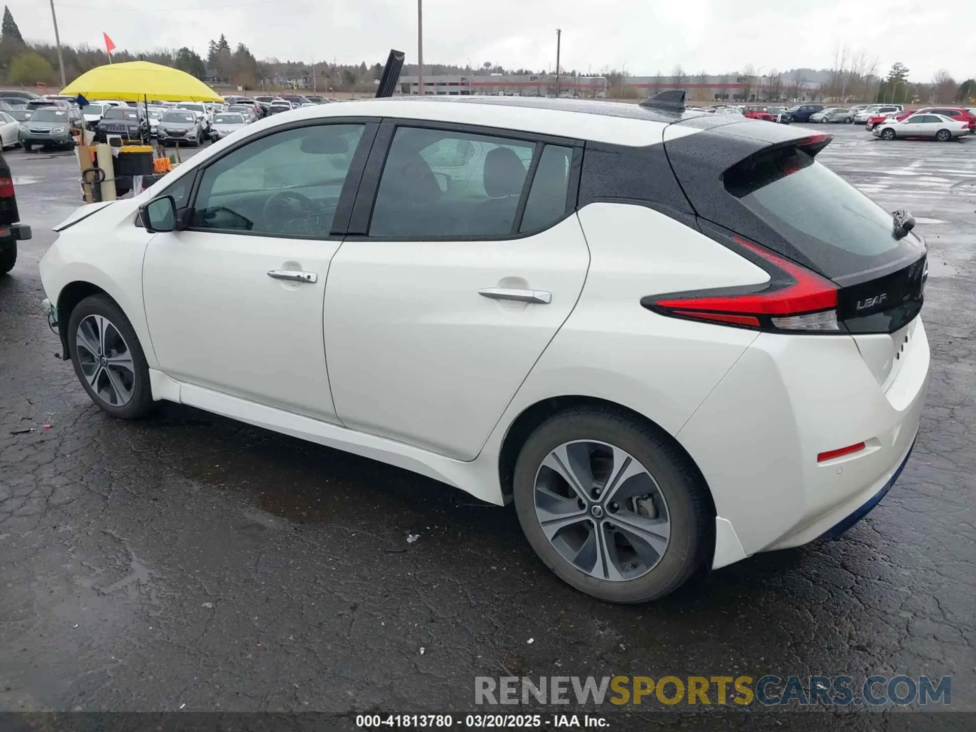 3 Photograph of a damaged car 1N4BZ1DPXLC309172 NISSAN LEAF 2020