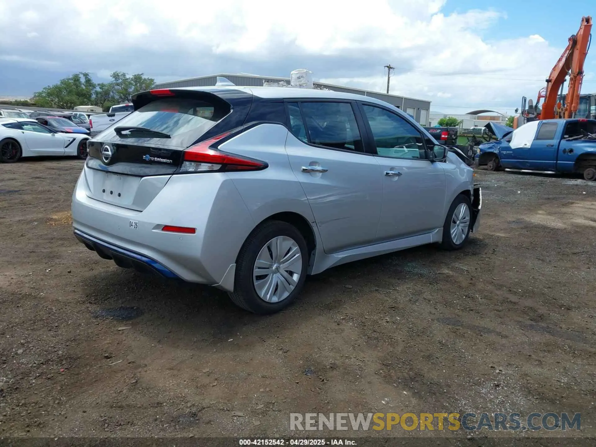 4 Photograph of a damaged car 1N4AZ1BV1MC554277 NISSAN LEAF 2021