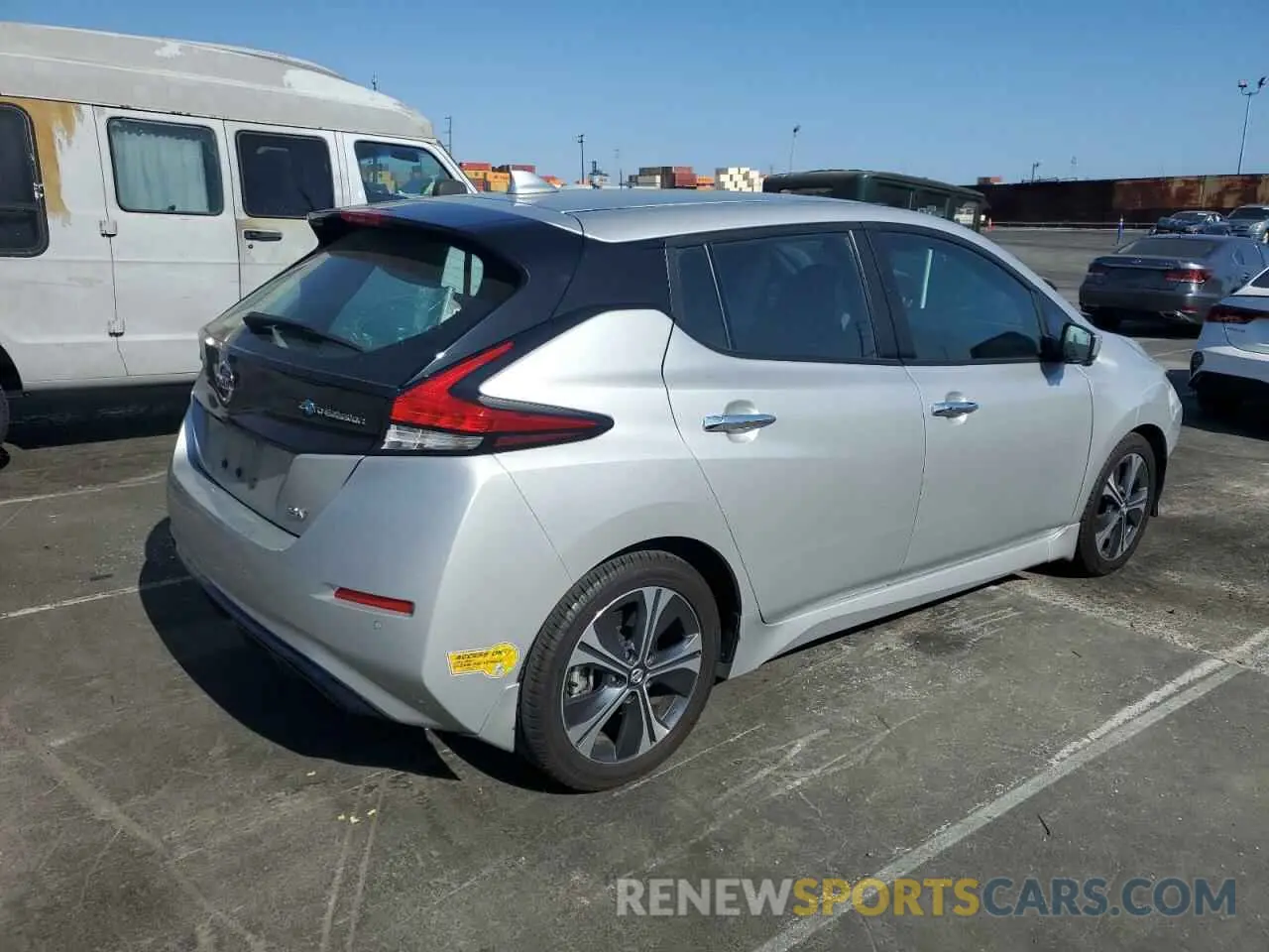3 Photograph of a damaged car 1N4AZ1CV3MC551637 NISSAN LEAF 2021
