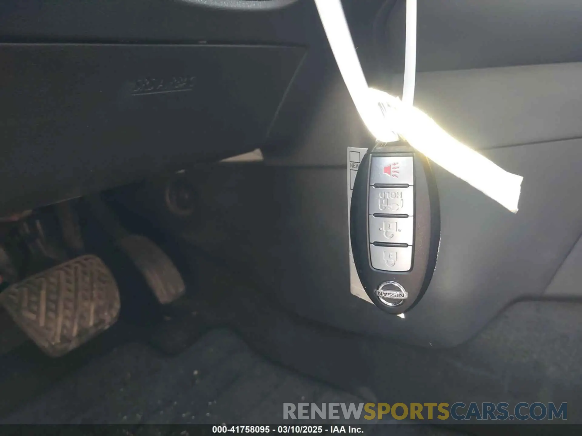 11 Фотография поврежденного автомобиля 1N4AZ1CV8MC556168 NISSAN LEAF 2021