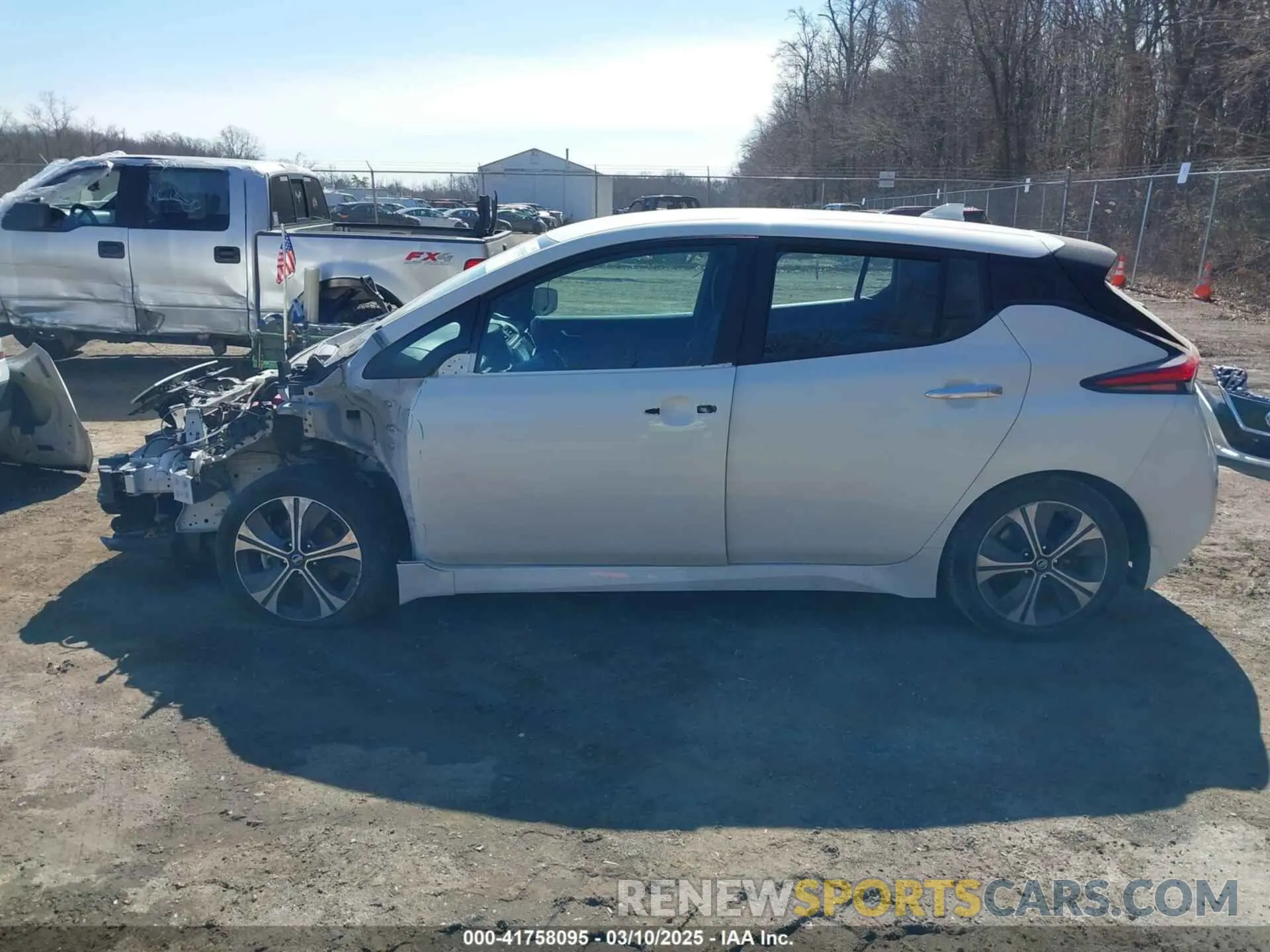 15 Фотография поврежденного автомобиля 1N4AZ1CV8MC556168 NISSAN LEAF 2021