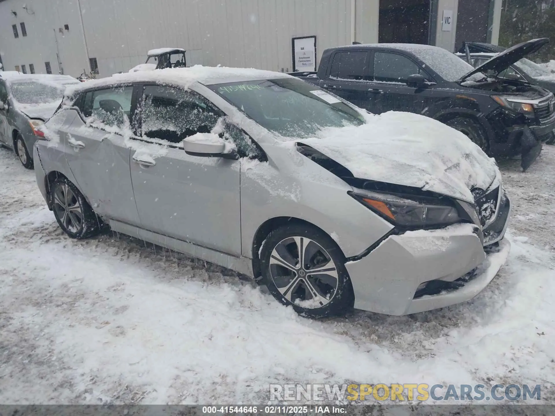 1 Photograph of a damaged car 1N4AZ1CVXMC557032 NISSAN LEAF 2021