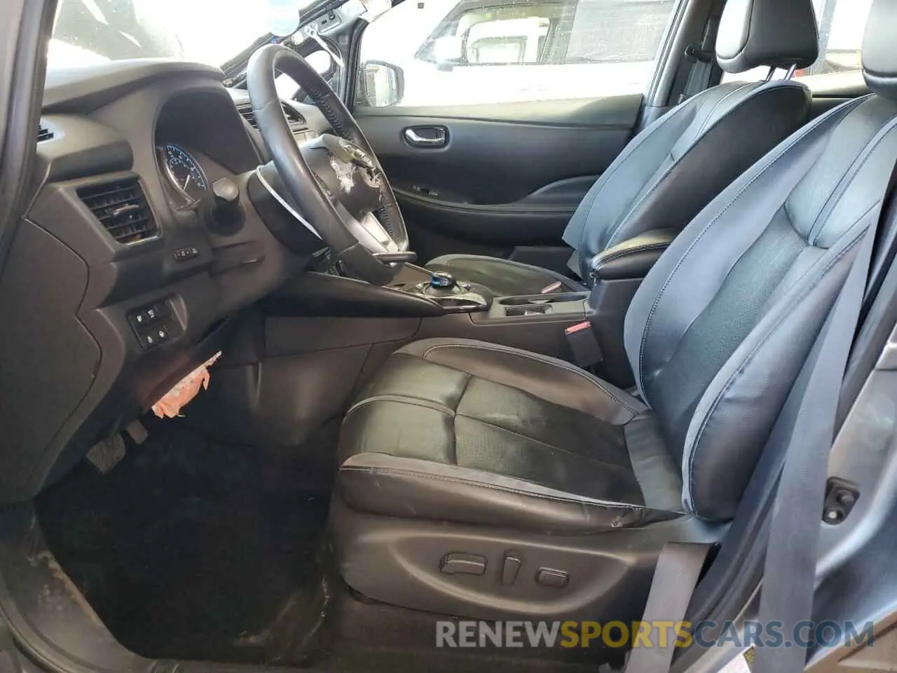 7 Photograph of a damaged car 1N4BZ1DV7MC555936 NISSAN LEAF 2021