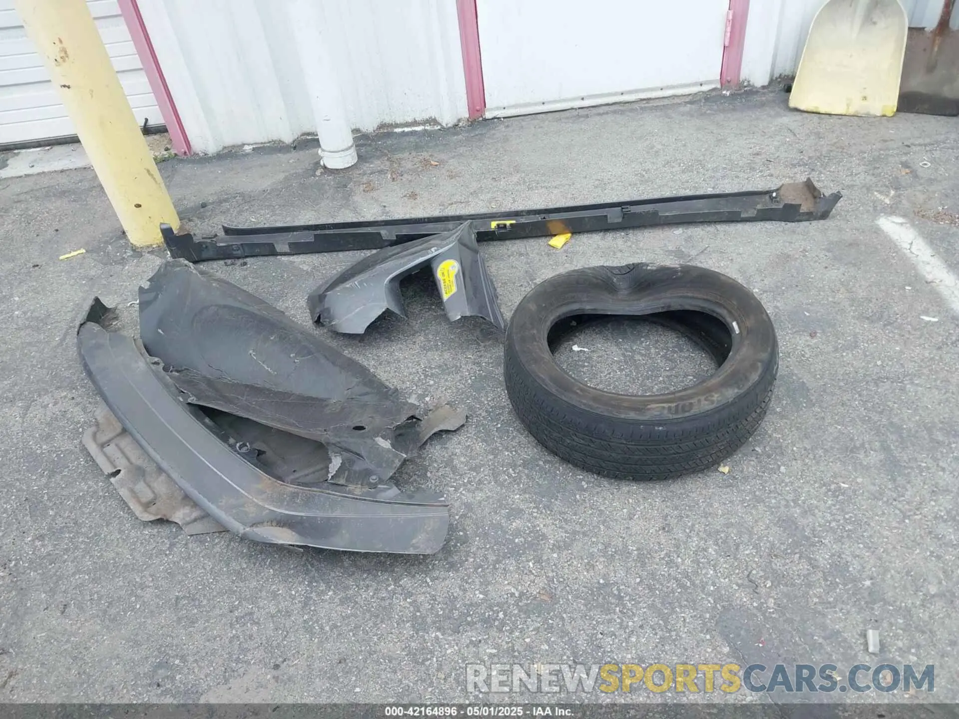 12 Фотография поврежденного автомобиля 1N4AZ1BV2NC557836 NISSAN LEAF 2022