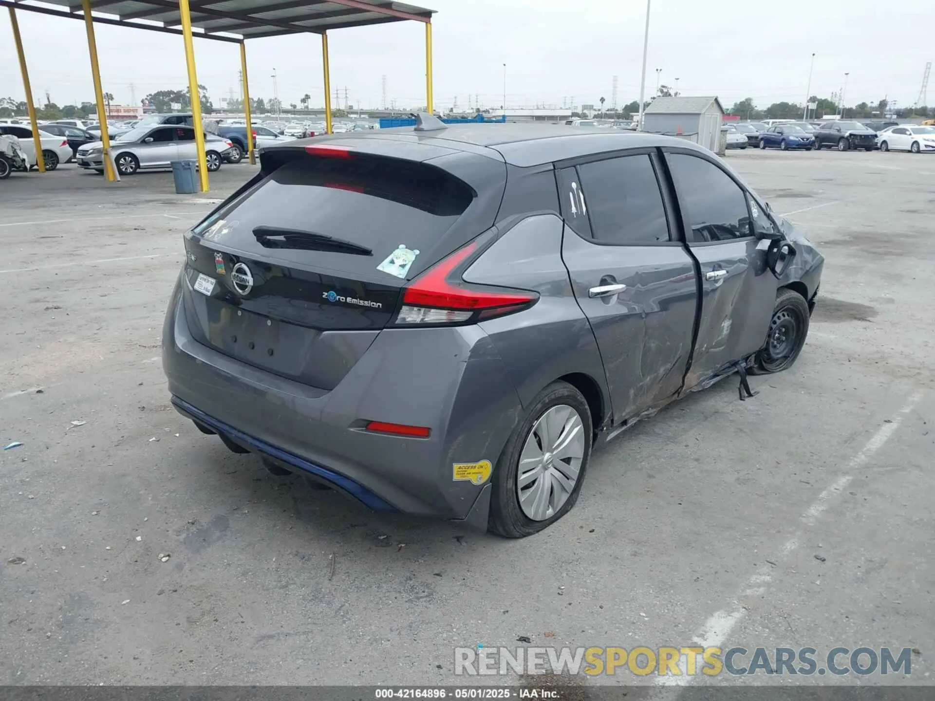 4 Фотография поврежденного автомобиля 1N4AZ1BV2NC557836 NISSAN LEAF 2022