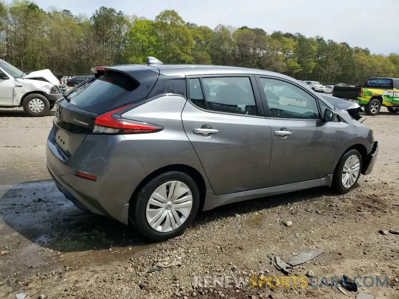 3 Photograph of a damaged car 1N4AZ1BV2NC558484 NISSAN LEAF 2022