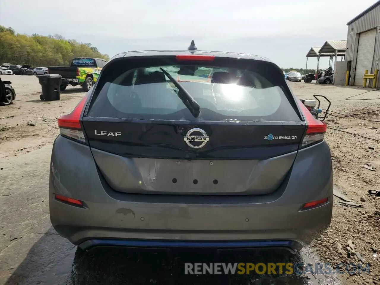 6 Photograph of a damaged car 1N4AZ1BV2NC558484 NISSAN LEAF 2022