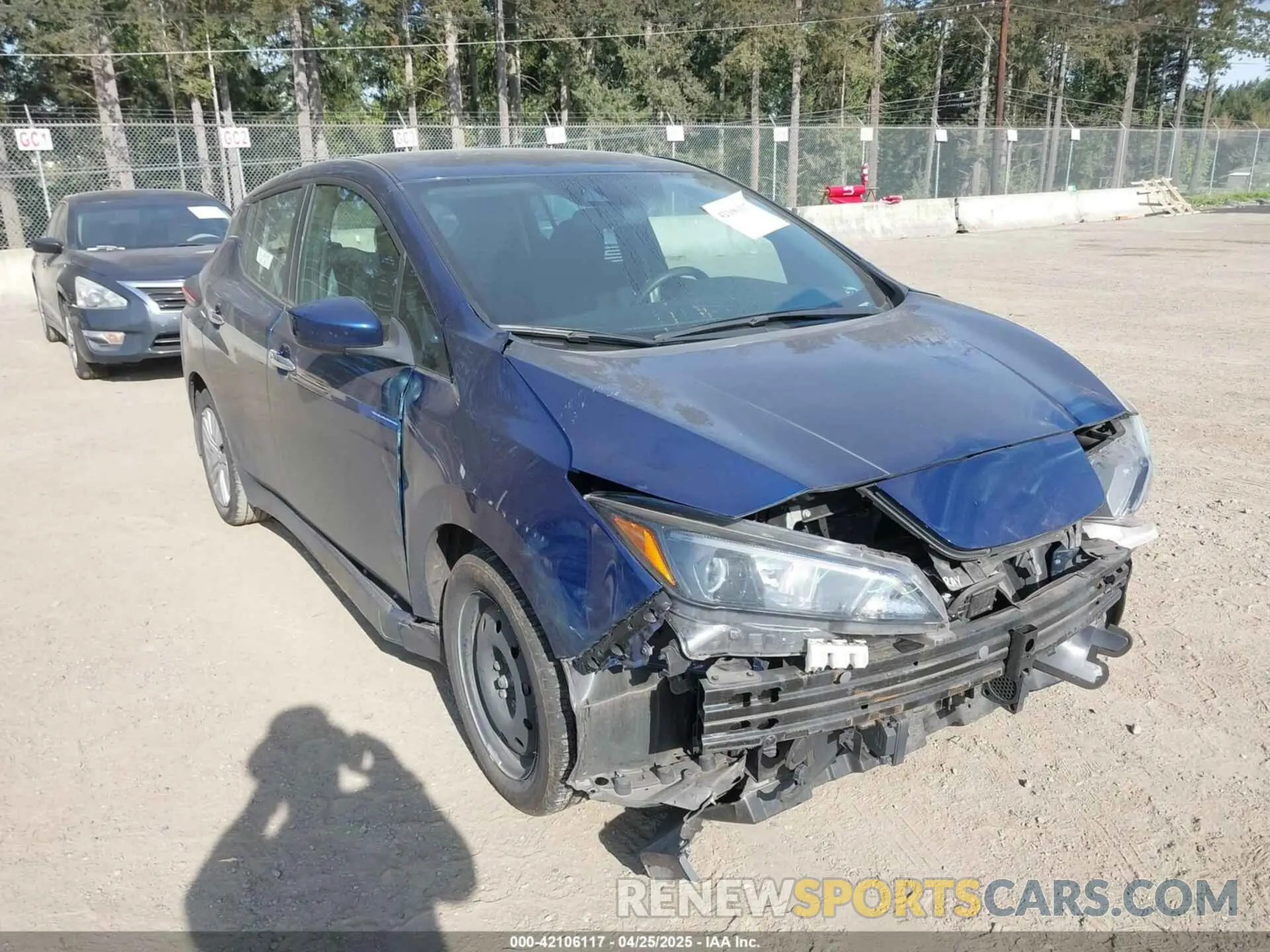 1 Фотография поврежденного автомобиля 1N4AZ1BV6NC555913 NISSAN LEAF 2022