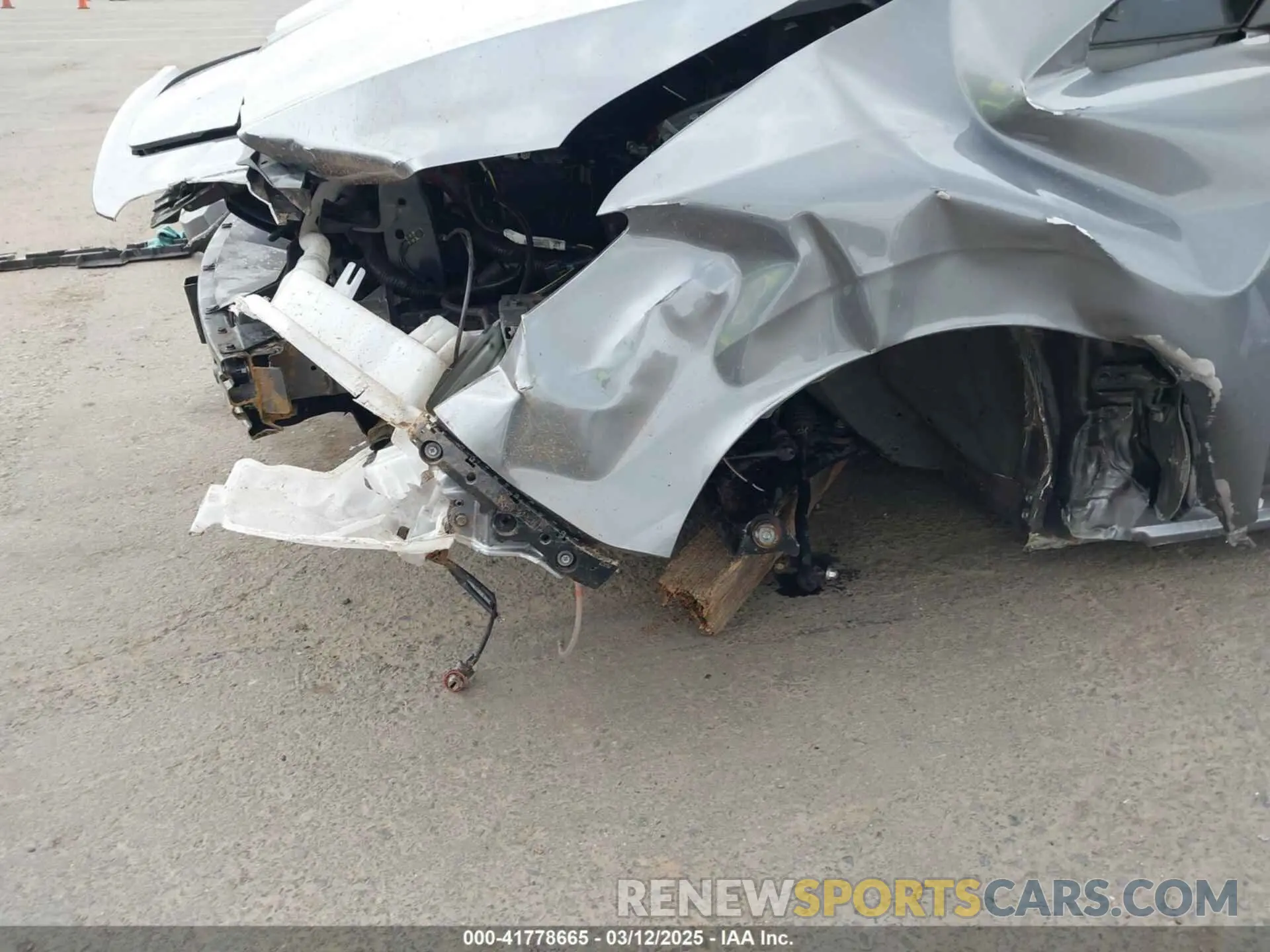 6 Photograph of a damaged car 1N4AZ1CV5NC555609 NISSAN LEAF 2022