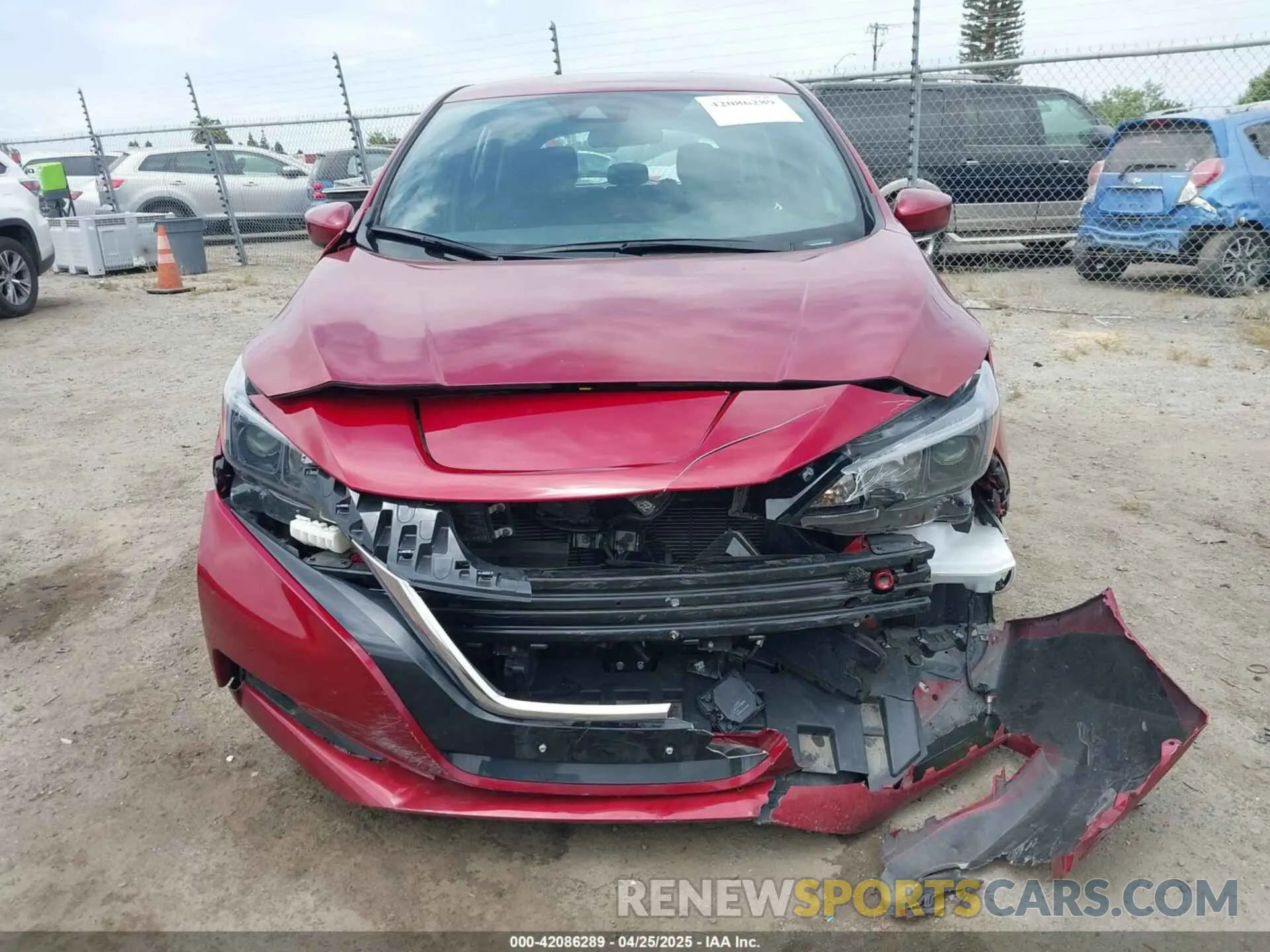 13 Photograph of a damaged car 1N4AZ1CV8NC563090 NISSAN LEAF 2022