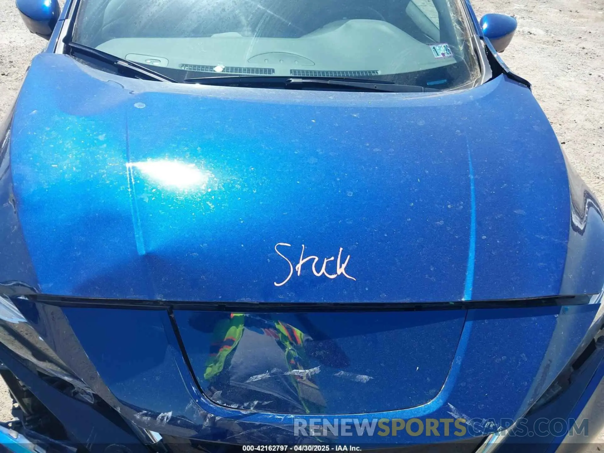 10 Photograph of a damaged car 1N4BZ1CV1NC553571 NISSAN LEAF 2022