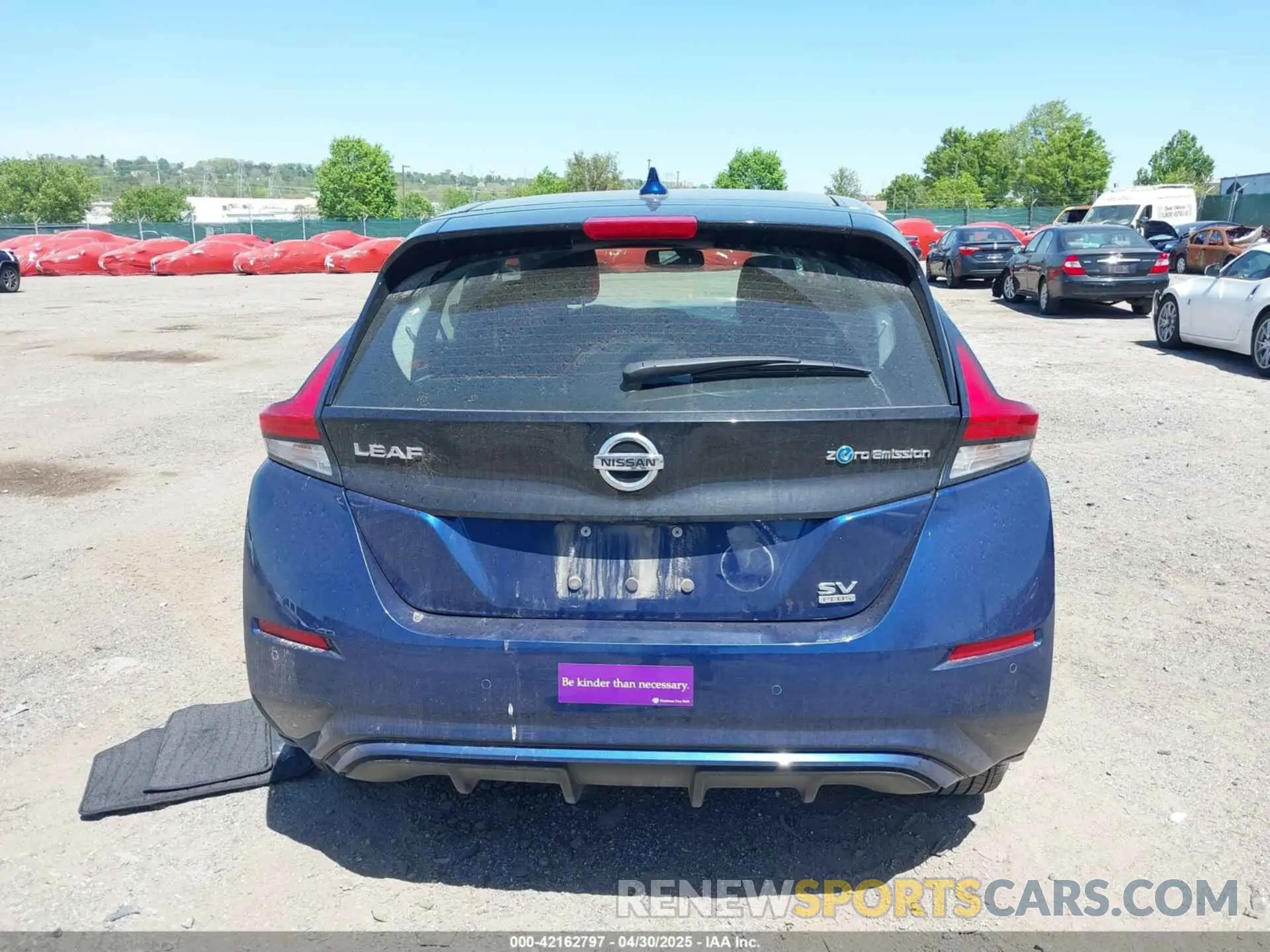 17 Photograph of a damaged car 1N4BZ1CV1NC553571 NISSAN LEAF 2022