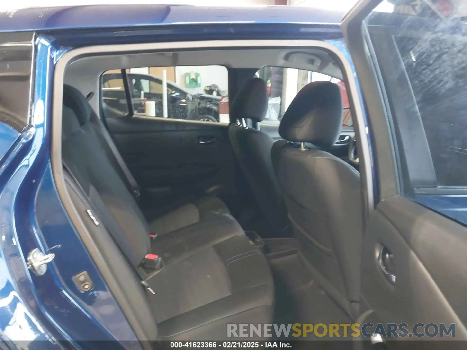 8 Фотография поврежденного автомобиля 1N4AZ1BV0PC553755 NISSAN LEAF 2023