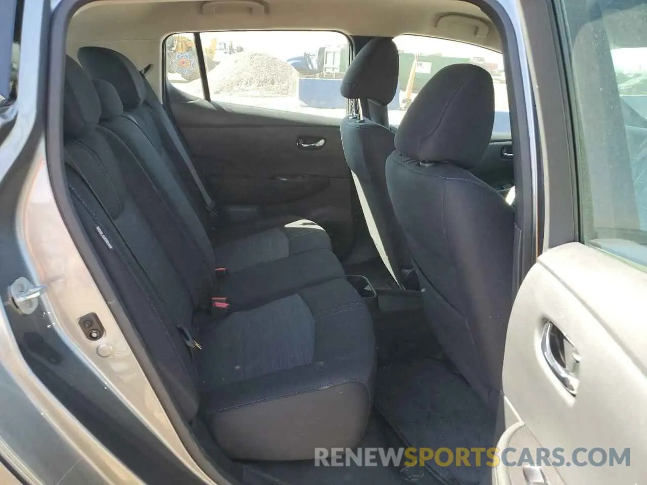 10 Photograph of a damaged car 1N4AZ1BV7PC557950 NISSAN LEAF 2023