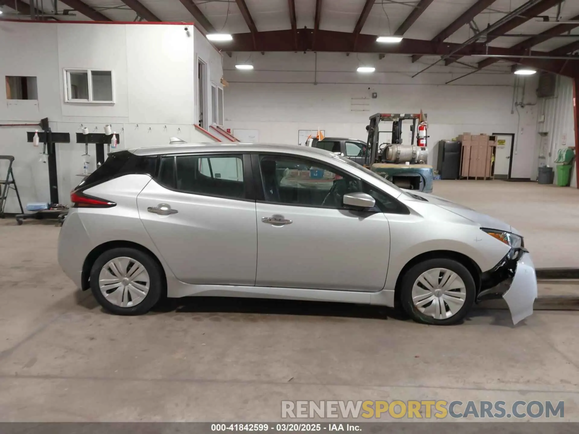 13 Photograph of a damaged car 1N4AZ1BV9PC559344 NISSAN LEAF 2023
