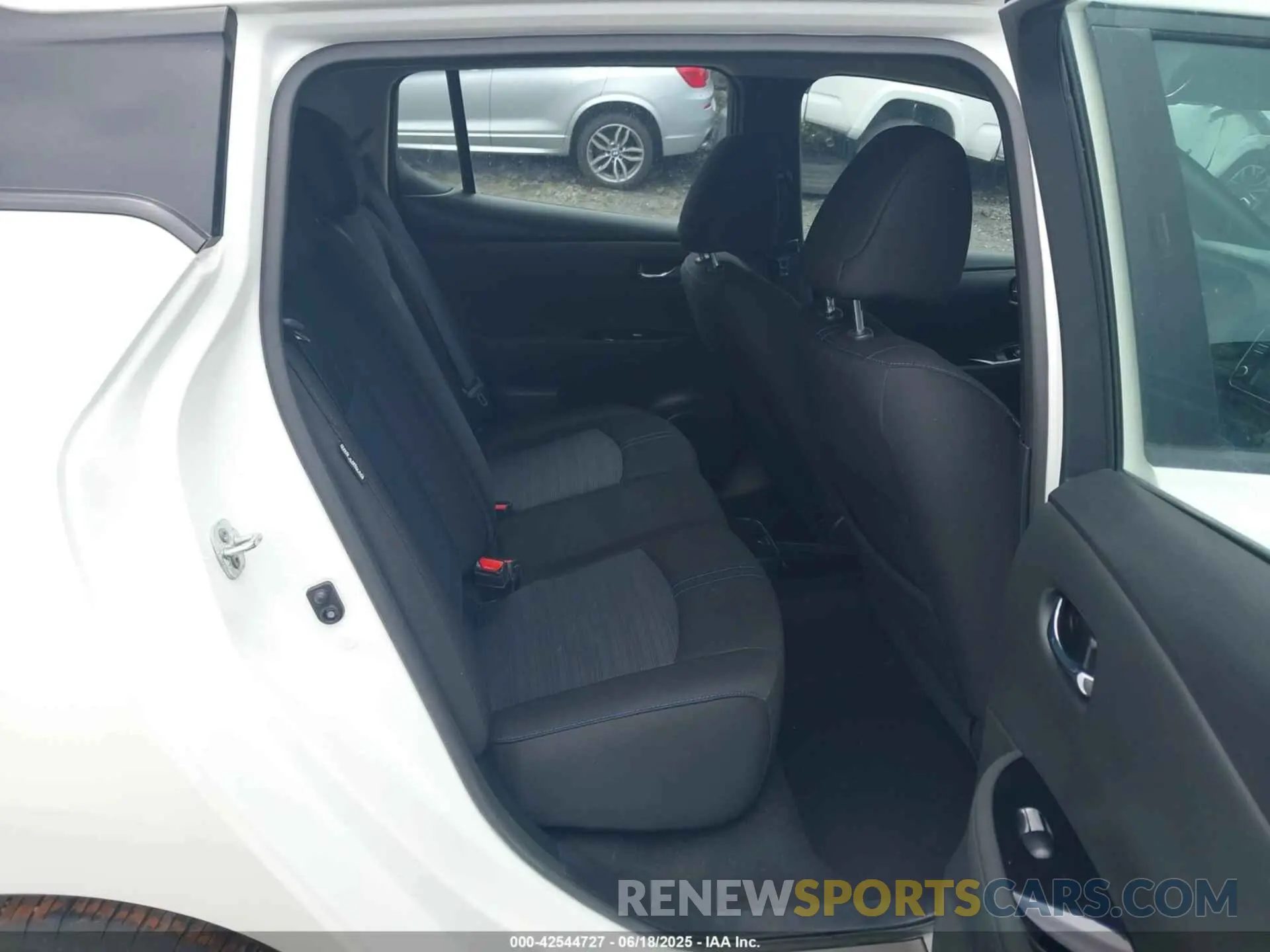 8 Фотография поврежденного автомобиля 1N4CZ1CV4PC557962 NISSAN LEAF 2023