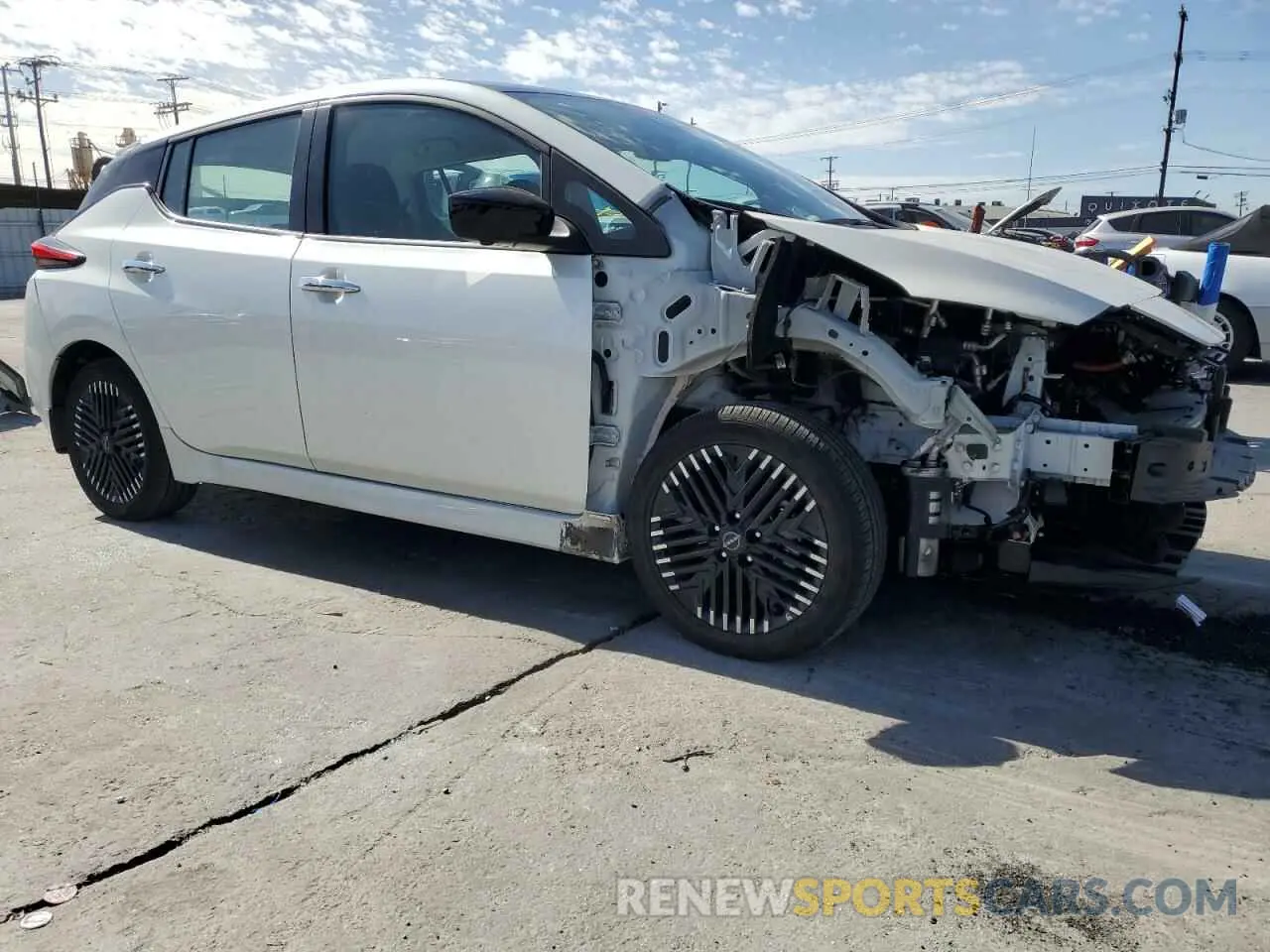 4 Photograph of a damaged car 1N4CZ1CVXPC557206 NISSAN LEAF 2023