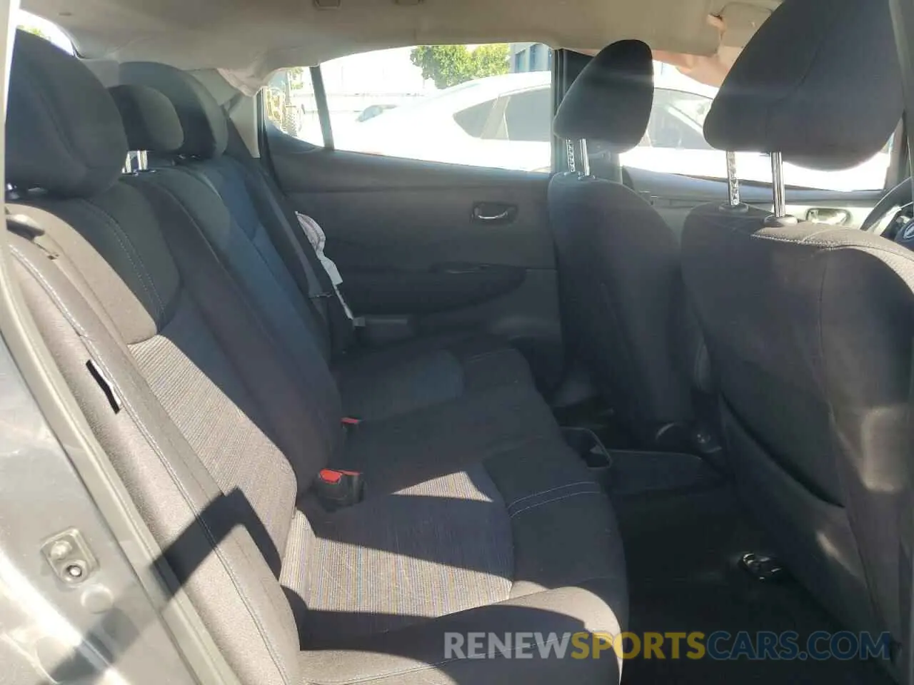 10 Фотография поврежденного автомобиля 1N4AZ1BV6RC556582 NISSAN LEAF 2024