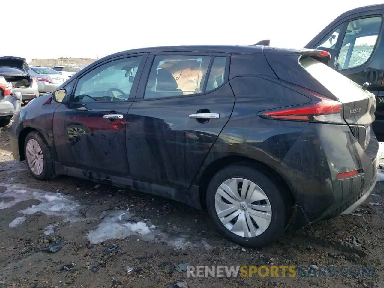 2 Фотография поврежденного автомобиля 1N4AZ1BV1SC550016 NISSAN LEAF 2025