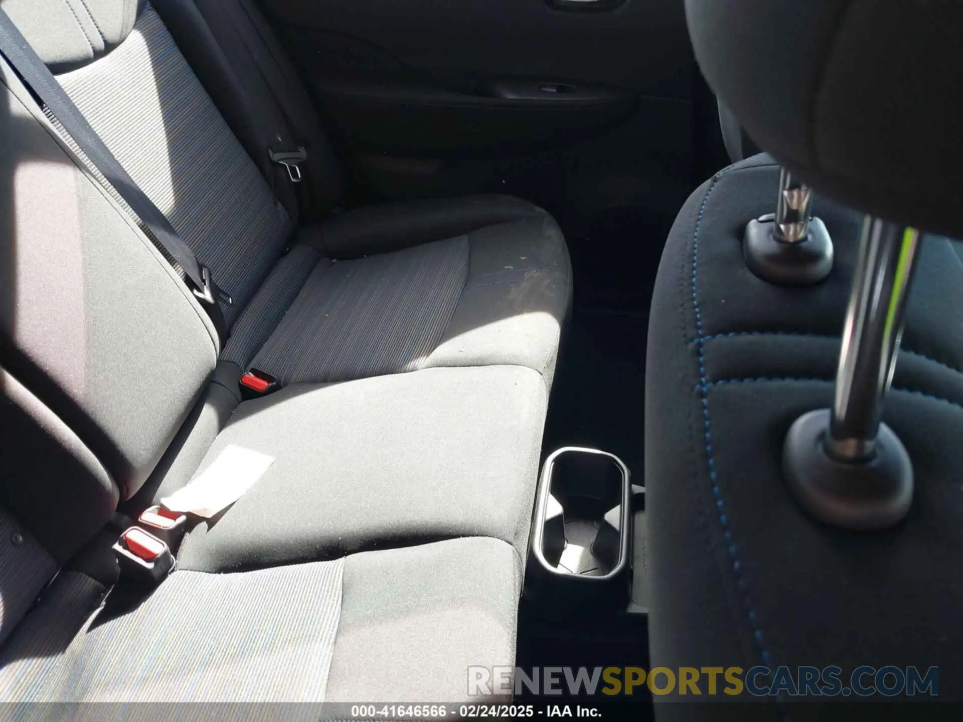 8 Фотография поврежденного автомобиля 1N4AZ1BV6SC550092 NISSAN LEAF 2025
