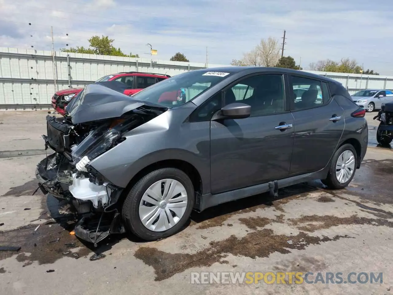 1 Photograph of a damaged car 1N4AZ1BV8SC565693 NISSAN LEAF 2025