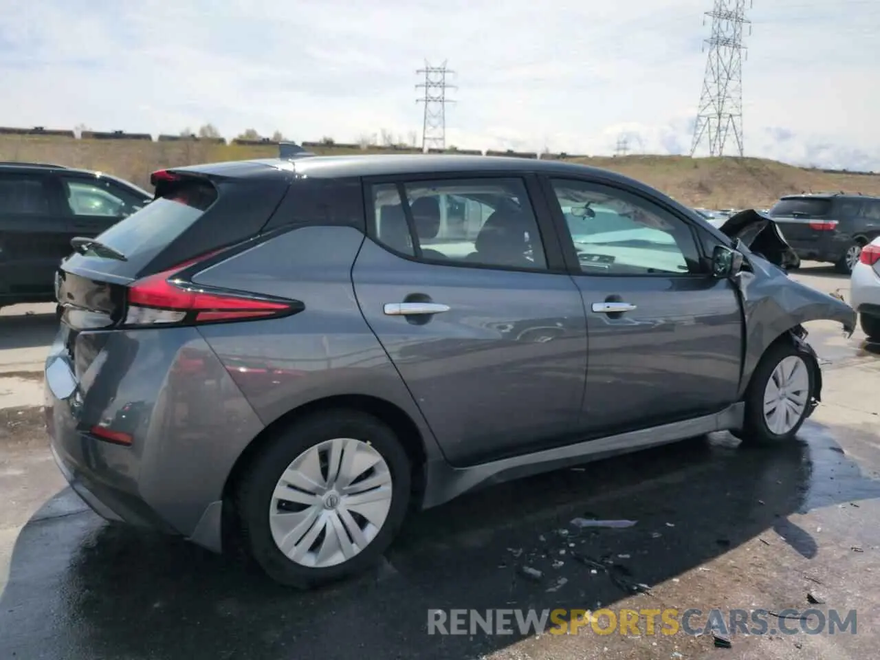 3 Photograph of a damaged car 1N4AZ1BV8SC565693 NISSAN LEAF 2025