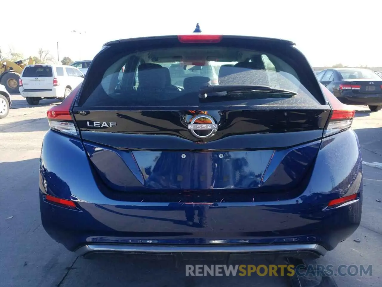 6 Photograph of a damaged car 1N4AZ1BV9SC562835 NISSAN LEAF 2025