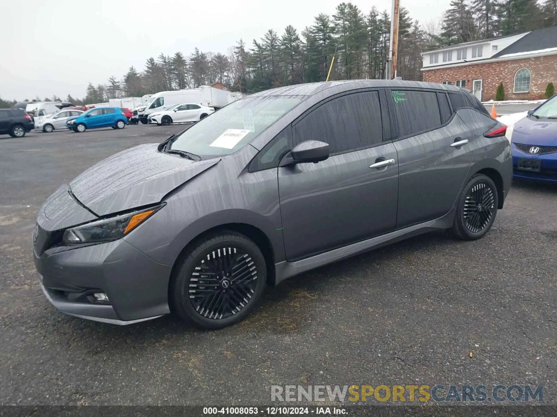 2 Фотография поврежденного автомобиля 1N4CZ1CV0SC561211 NISSAN LEAF 2025