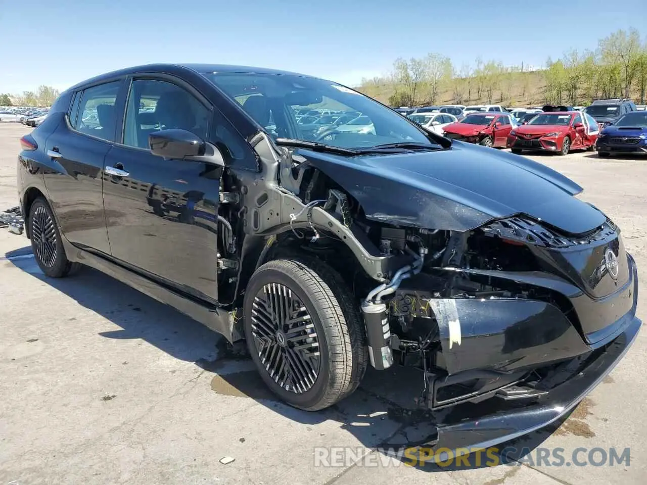 4 Photograph of a damaged car 1N4CZ1CV2SC565518 NISSAN LEAF 2025