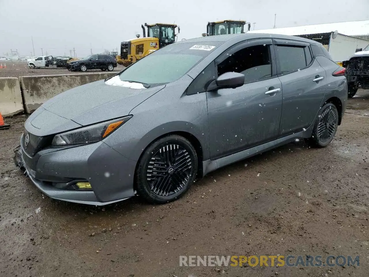 1 Photograph of a damaged car 1N4CZ1CV9SC557643 NISSAN LEAF 2025