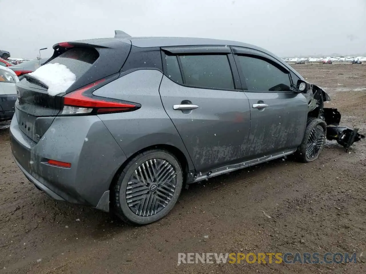 3 Photograph of a damaged car 1N4CZ1CV9SC557643 NISSAN LEAF 2025