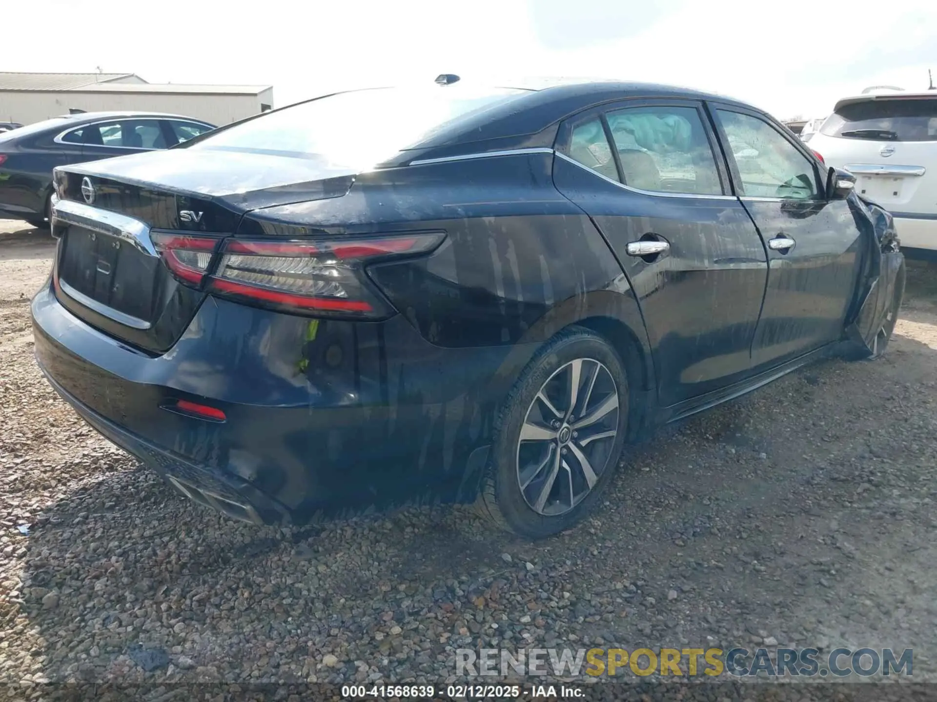 4 Photograph of a damaged car 1N4AA6AV0KC361850 NISSAN MAXIMA 2019