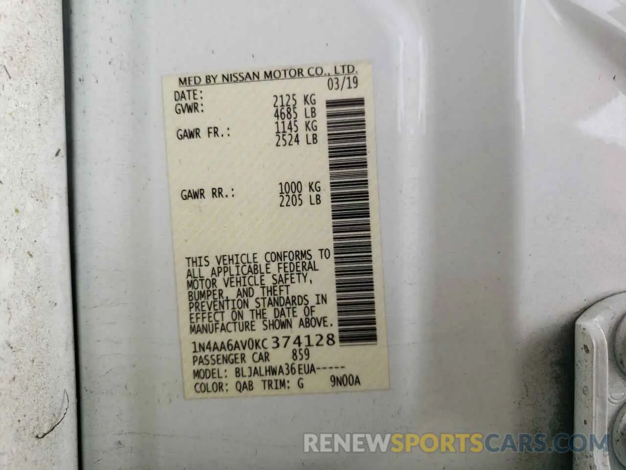 12 Photograph of a damaged car 1N4AA6AV0KC374128 NISSAN MAXIMA 2019