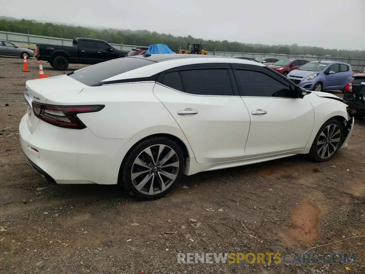 3 Photograph of a damaged car 1N4AA6AV0KC374128 NISSAN MAXIMA 2019