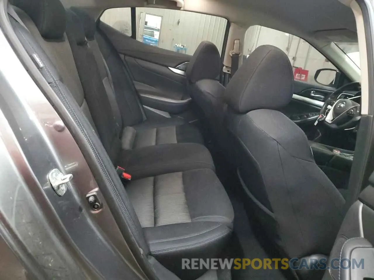 10 Фотография поврежденного автомобиля 1N4AA6AV0KC378647 NISSAN MAXIMA 2019